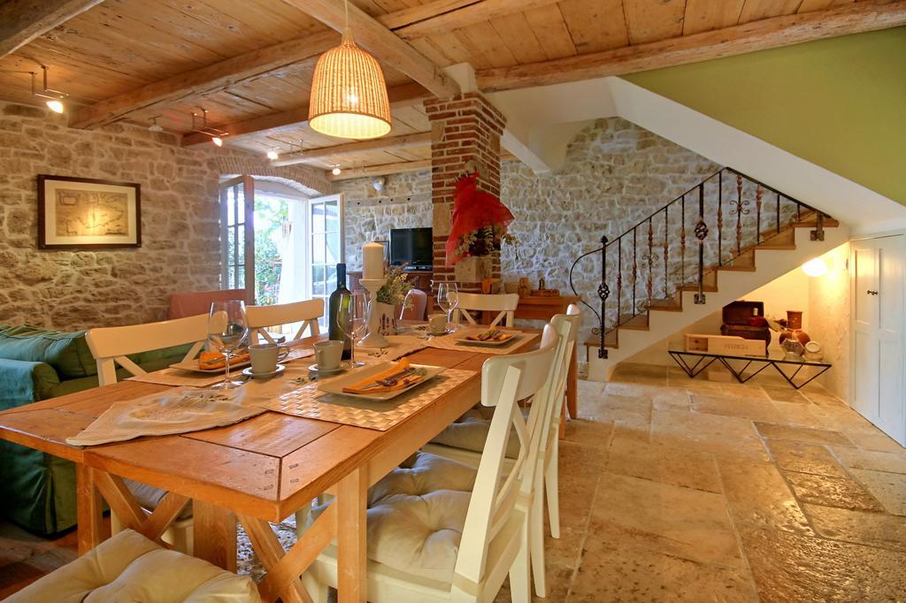 Holiday Home Casa Buscina Materada Rum bild